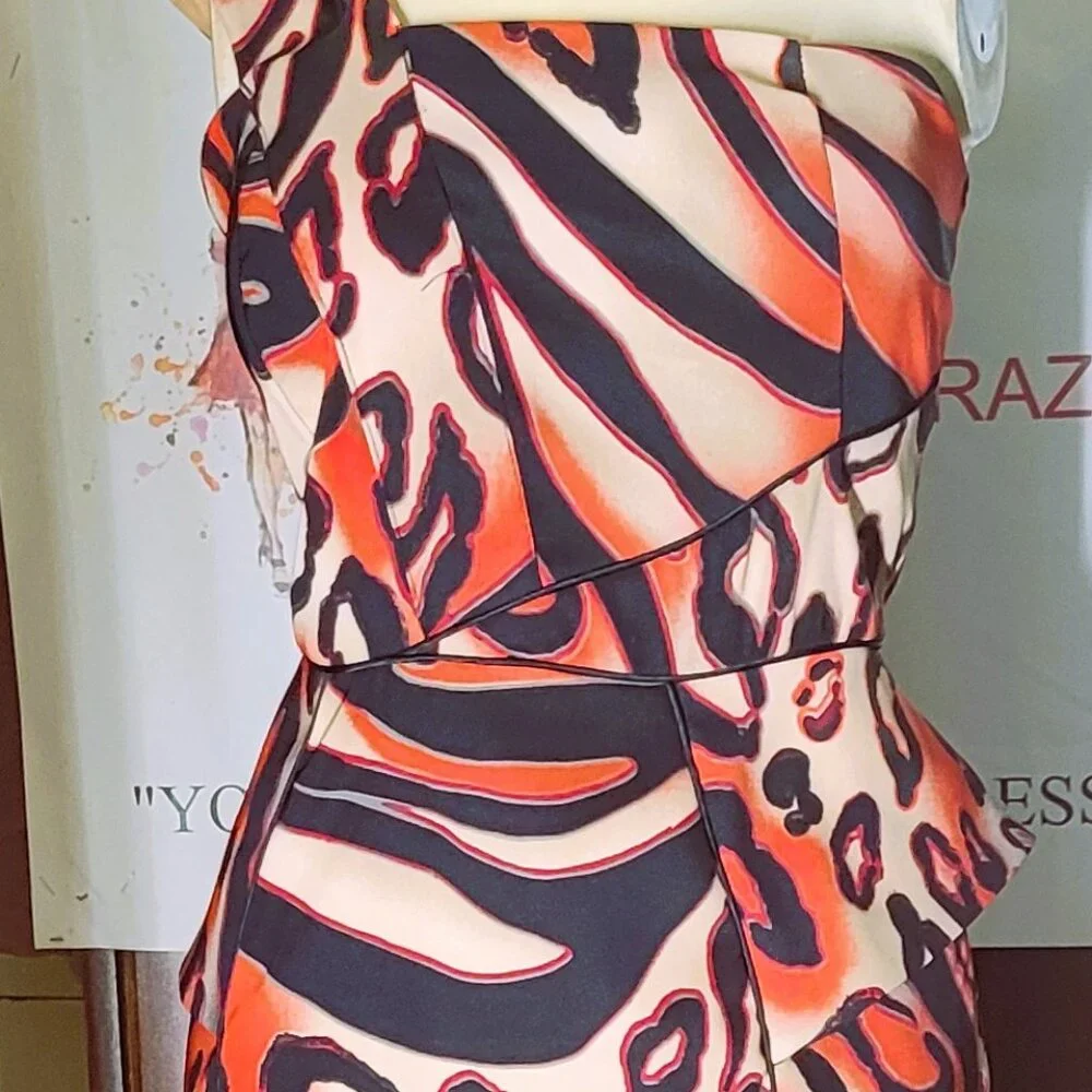 OUTSTANDING XOXO DRESS - Picture 2 of 3